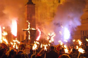 Lewes_Guy_Fawkes_Night_Celebrations_(2)_-_geograph.org.uk_-_1570186